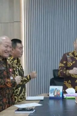 Wali Kota Lubuk Linggau Terima Kunker Tim BPK RI Entry Meeting LKPD 2025