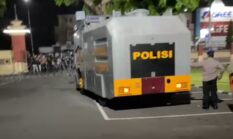 Kericuhan Pecah di Depan Mapolda DIY, Polisi Amankan Tiga Mahasiswa