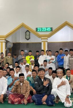 Kapolsek Bersama Kapuskesmas Bungbulang Giat Tarling Di DKM Nurul Iksan Cikalong Berikan Edukasi Kamtibmas dan Kesehatan