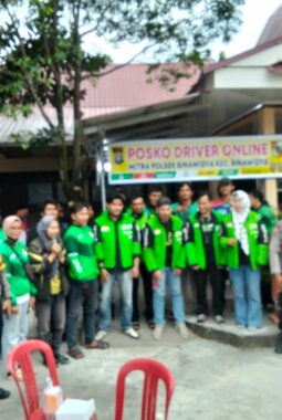 Kapolsek Binawidiya Pekanbaru Bersama KOTI MPC Pemuda Pancasila, Driver Ojol dan Anak Yatim Perkuat Sinergi di Bulan Ramadhan