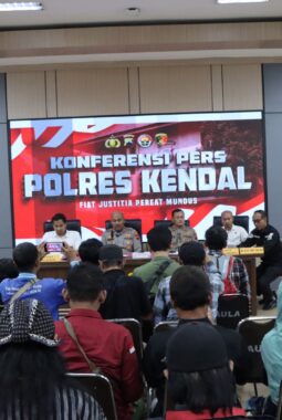 Polres Kendal Ungkap Penyerangan Polisi Saat Lerai Perkelahian di Kaliwungu, Dua Pelaku Diamankan