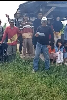 Petani Nanas Kasomalang Siap Lawan Dugaan Penyerobotan Tanah