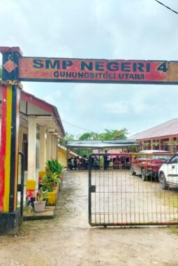 Dugaan Kejanggalan Proyek Revitalisasi SMP Negeri 4 Gunungsitoli Utara Disorot Publik