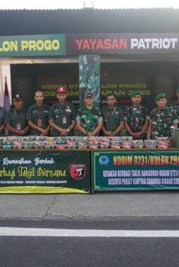 Ramadhan Berkah Berbagi Takjil Bersama Kodim 0731/Kulon Progo