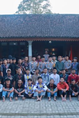 Polres Jombang Gelar Binlat Pendidikan Jati Diri Bangsa di Situs Ndalem Pojok Soekarno