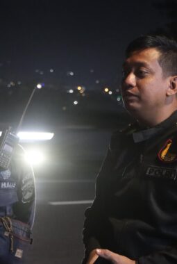 Volume Arus Mudik Dari Arah Jakarta Menurun, Polres Semarang Normalisasi One Way Lokal