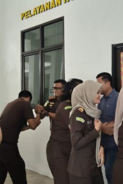 Membumi dalam Kesederhanaan, Halal Bi Halal Kejari Simalungun Picu Semangat Baru Layani Warga