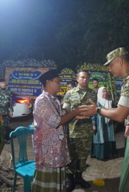 Danrem 072/Pamungkas Takziah Ke Rumah Duka Almarhum Kopda Anumerta Fahrizal Romadhon