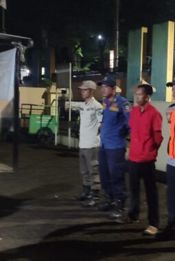 Tingkatkan Keamanan Wilayah Bungbulang Personel Gabungan Gelar Apel KRYD 