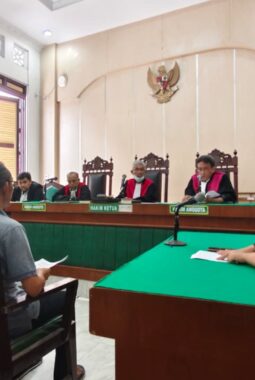 JPU Bacakan Dakwaan pada Sidang Perdana Tipikor Pengelolaan Dana BUMNAG Unggul Jaya