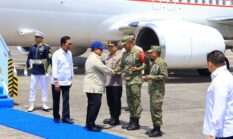 Danrem 072/Pamungkas Sambut Kedatangan Presiden RI di Lanud Adisutjipto