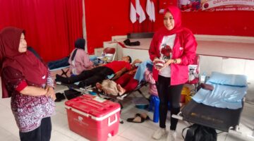 500 Masyarakat Dapil 1 Ikuti Cek Kesehatan Gratis dan Donor Darah PDI Perjuangan Cilacap
