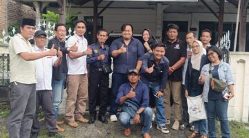 Serah Terima SK DPD IWOI Purworejo, DPW Jateng Tekankan Soliditas dan Legalitas