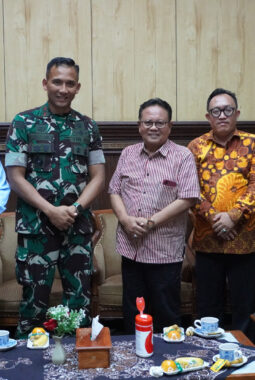 Danrem 072/Pamungkas Jalin Silaturahmi dengan Ketua DPRD DIY