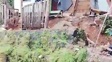 Hujan Lebat Picu Banjir dan Longsor di Sejumlah Titik di Bungbulang