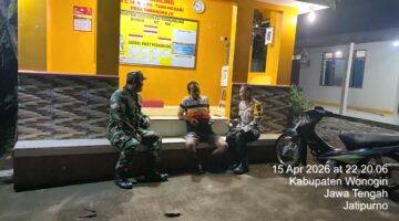 Polisi Patroli Malam di Jatipurno, Sambangi Warga hingga Amankan Objek Vital
