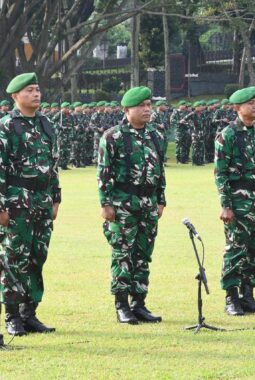 Pangdam IV/Dip Dorong Prajurit Tetap Profesional, Adaptif dan Jaga Nama Baik TNI Pada Upacara 17-an