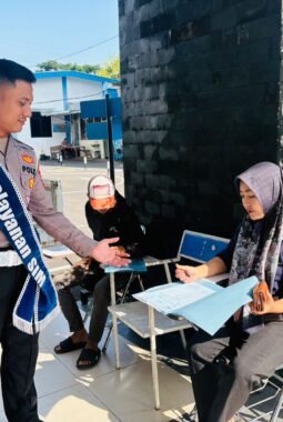 Polantas Menyapa Satpas Karanganyar, Layanan SIM Kini Lebih Mudah, Transparan, dan Tanpa Perantara