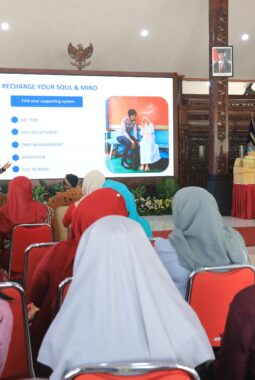 Semangat Kartini, Kapolres Semarang Tekankan Peran Strategis Perempuan dalam Keluarga dan Kamtibmas.