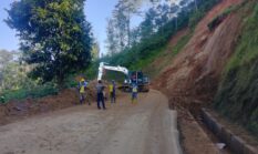 Pasca Longsor  Jalan Provinsi  Jalur Caringin  Bungbulang Berangsur Kembali di Buka