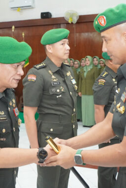 Danrem 072/Pamungkas Pimpin Sertijab Kasrem dan Kasipers