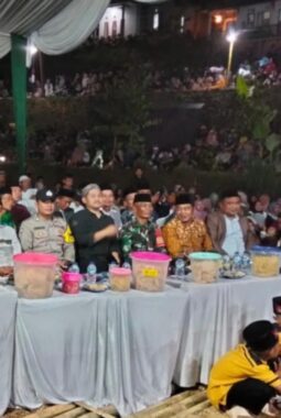 Lautan Manusia Padati Bungbulang, Tabligh Akbar Ustaz Nana Gerhana Berlangsung Khidmat Viral di Medsos 