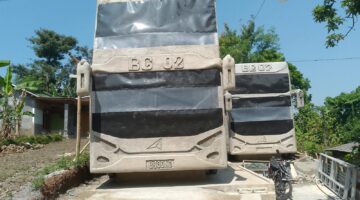 ‎Terinspirasi Tumpangan Selama Pulang Balik Merantau ,Pria Asal Kecamatan Jatipurno,Wonogiri Bangun Rumah Desain PO Bus Agra Mas