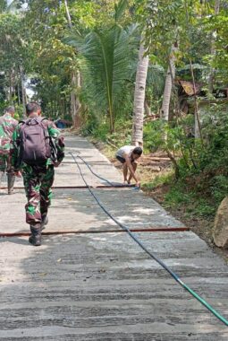 Wadan Satgas TMMD Reguler Pengecekan Rabat Beton Jalan 