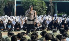 “Semar Dolan Sekolah” Warnai SMPN 2 Masaran, Ratusan Siswa Dibekali Edukasi Bahaya Bullying, Narkoba dan Kenakalan Remaja