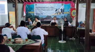 Pemkal Karangmojo Gelar Penyuluhan Hukum, Warga Diingatkan Bahaya Klitih hingga Pinjol Ilegal