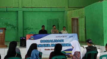 Perangi Narkoba Sejak Dini, Tim Forkopimcam Bungbulang Gelar Sosialisasi di GOR Cihikeu Bungbulang 