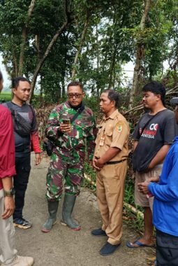 Hangat dan Penuh Kebersamaan, Babinsa Pracimantoro Perkuat Sinergi dengan Warga Desa Glinggang