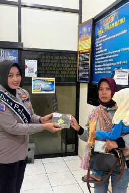 Polantas Menyapa, Satlantas Karanganyar Ajak Masyarakat Urus BPKB Secara Mandiri dan Transparan