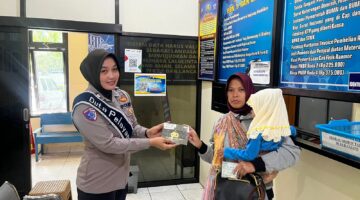 Polantas Menyapa, Satlantas Karanganyar Ajak Masyarakat Urus BPKB Secara Mandiri dan Transparan