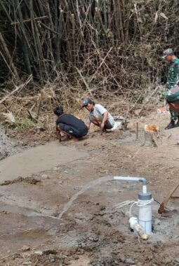 Pekerjaan Sumur Bor Dikebut, Air Bersih Segera Mengalir ke Rumah Warga
