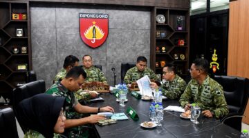 Pangdam IV/Diponegoro Hadiri Vicon Rapat Evaluasi Percepatan Pembangunan KDKMP yang Dipimpin Wapang TNI