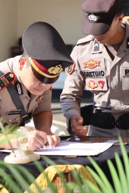 Kapolres Wonogiri Pimpin Upacara Penyerahan Jabatan Kapolsek Bulukerto dan Sertijab Kasat Binmas