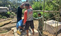 Babinsa dan Warga Bersatu, Baja Penopang Jembatan Perintis Garuda Mulai Berdiri
