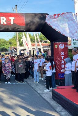 Kapolres Wonogiri Hadiri Lomba Napak Tilas Pangeran Sambernyawa, Ribuan Peserta Semarakkan Hari Jadi Wonogiri ke-285