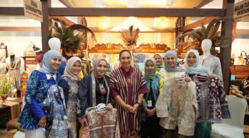 Kunjungan Ketua Umum Persit KCK Ibu Uli Simanjuntak Jadi Motivasi bagi UMKM Persit Tambun Bungai