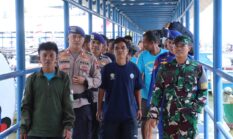Aksi Cepat Tanggap, Polres Jepara Evakuasi dan Cek Kesehatan Nelayan Korban Kapal Tenggelam
