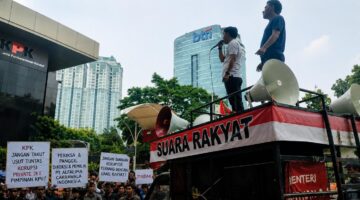 TINDAK DESAK KPK PERIKSA DIREKSI DAN PIMPINAN PT ALFALIMA CAKRAWALA INDONESIA TERKAIT DUGAAN KORUPSI PRIVATE JET PIMPINAN KPU.