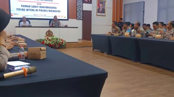 Cegah Penyakit Jantung dan Diabetes, 100 Personel Polres Wonogiri Ikuti Vaksinasi Influenza