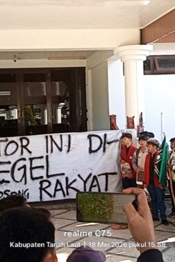 Aksi Memanas di DPRD Tanah Laut: Mahasiswa Ancam Turun Lebih Besar Bongkar Mafia Solar Subsidi
