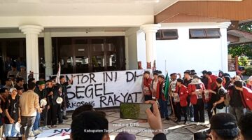 Aksi Memanas di DPRD Tanah Laut: Mahasiswa Ancam Turun Lebih Besar Bongkar Mafia Solar Subsidi