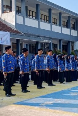 Semangat Kebangkitan Nasional Membara di SMAN 7 Garut, Forkopimcam Bungbulang Hadir Berikan Motivasi