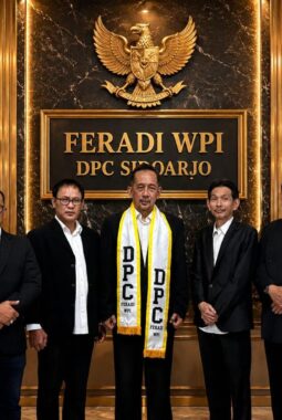 Adv. Yulianto Kiswocahyono, S.E., S.H., BKP., C.FTAX. Dilantik Sebagai Ketua DPC FERADI WPI Sidoarjo