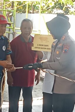 Tebar Kepedulian Menjelang Iduladha, Kapolres Sragen Distribusikan Hewan Kurban ke Polsek Kawedanan, Lapas hingga Ponpes