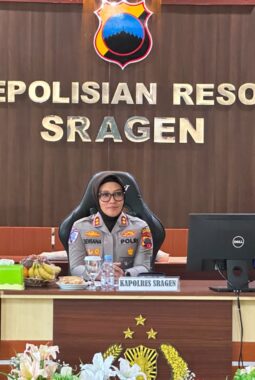 Pasca Fenomena “Pocong Jadi-Jadian”, Kapolres Sragen Buat 7 Remaja Sungkeman di Acara Pembinaan: Tangis Orang Tua Pecah di Aula Polres