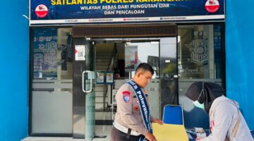 Polantas Menyapa: Satlantas Polres Karanganyar Berikan Edukasi Prosedur Pembuatan dan Perpanjangan SIM